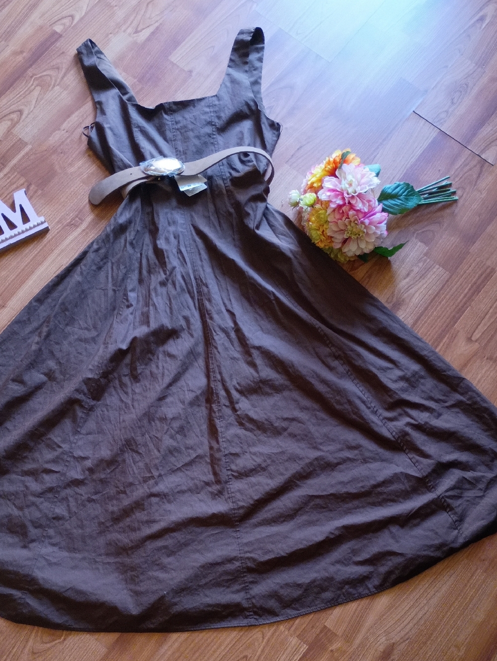 Zara Brown Sleeveless Square-Neck Midi Dress with Statement Belt